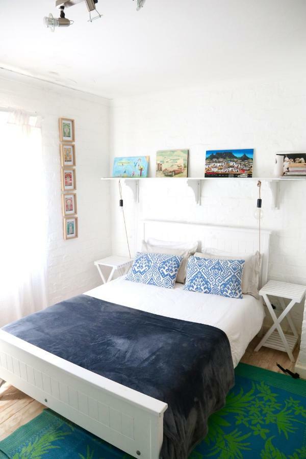 The Crowded House Pringle Bay Exterior photo
